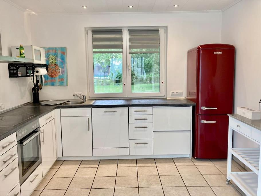 Helle Wohnung Mit Wintergarten - Nahe Ruhrgebiet Und Freizeitpark Movie Park Bottrop Dış mekan fotoğraf